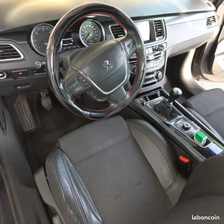 Peugeot 508 2011 photo 3