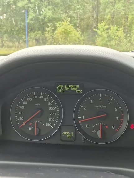 Volvo S40 2011 photo 3