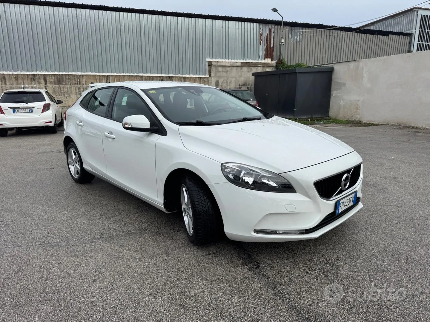 Volvo V40 2018 photo 3
