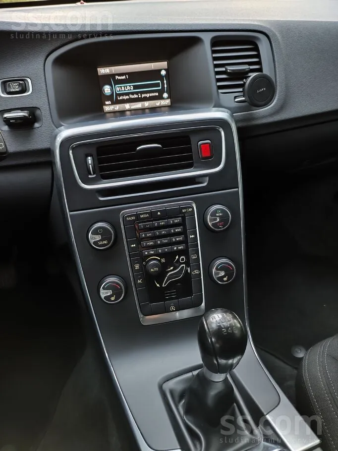 Volvo V60 2012 photo 5