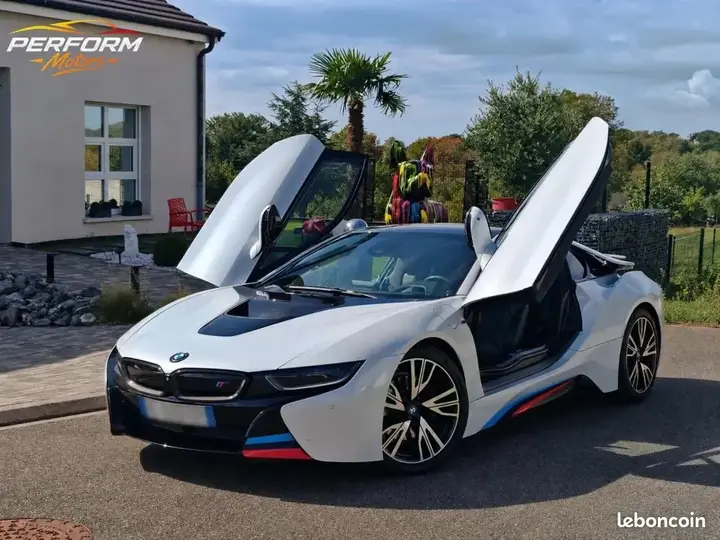 BMW I8