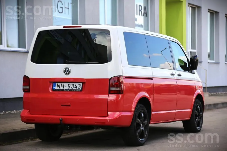 Volkswagen Multivan 2011 photo 5
