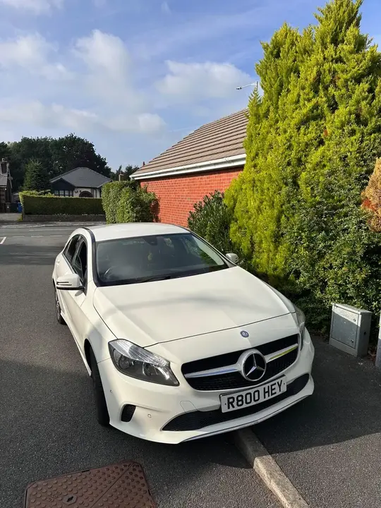 Mercedes-Benz A-Class 2015 photo 2
