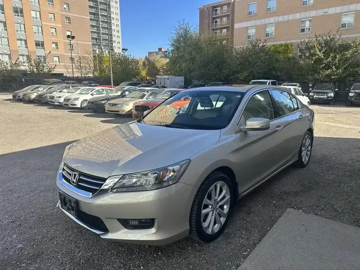 Honda Accord 2015 photo 2