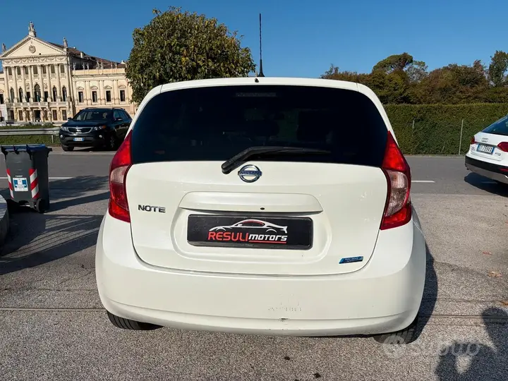 Nissan Note 2016 photo 5