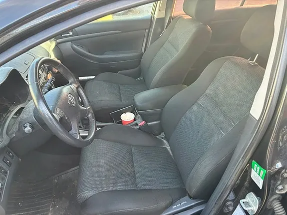 Toyota Avensis 2007 photo 5