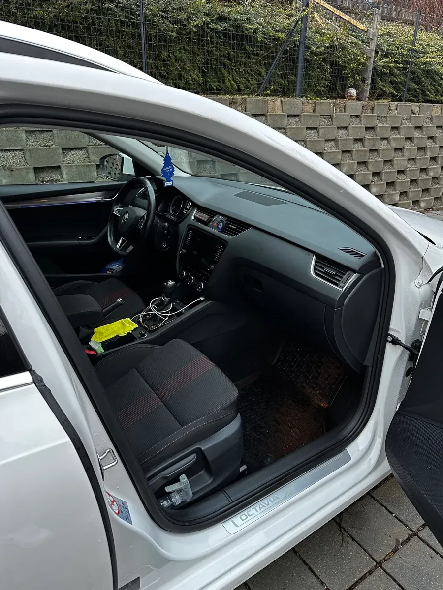 Skoda Octavia 2019 photo 3