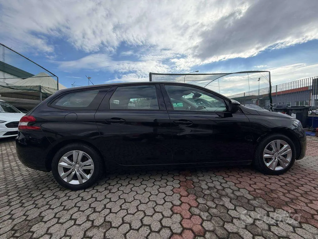 Peugeot 308 2016 photo 4