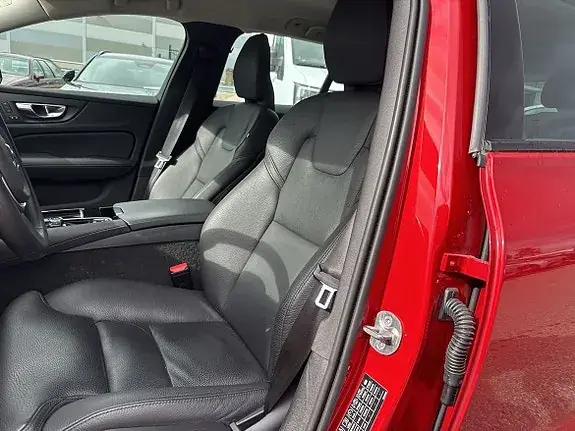 Volvo V60 2025 photo 5