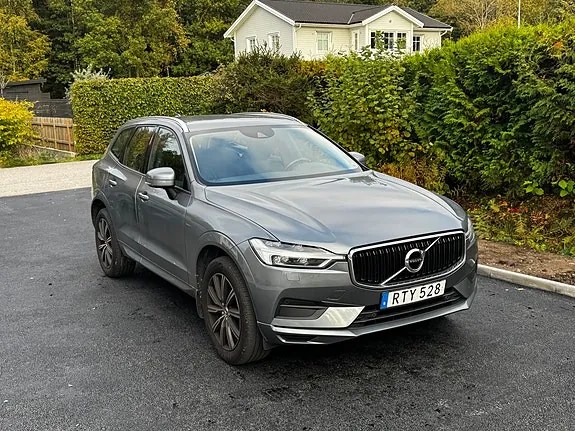 Volvo Xc60 2019 photo 2