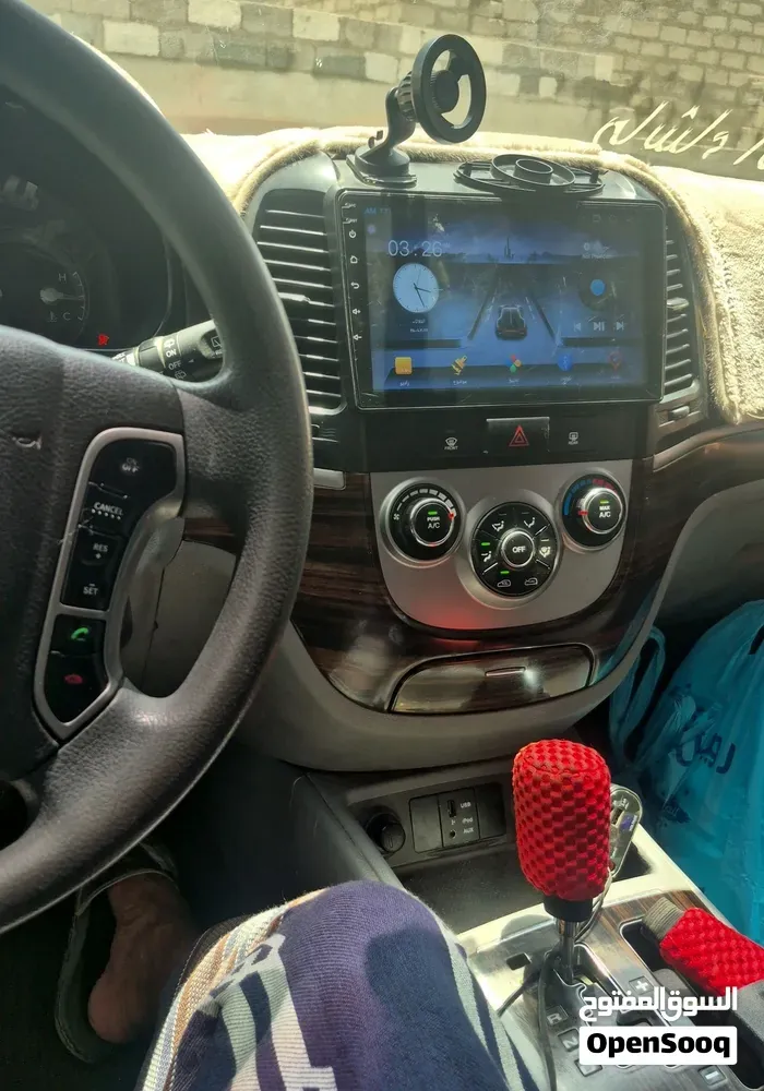 Hyundai Santa Fe 2012 photo 3