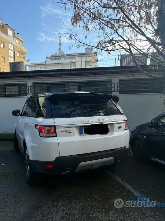 Land Rover Range Rover Sport 2014 photo 2