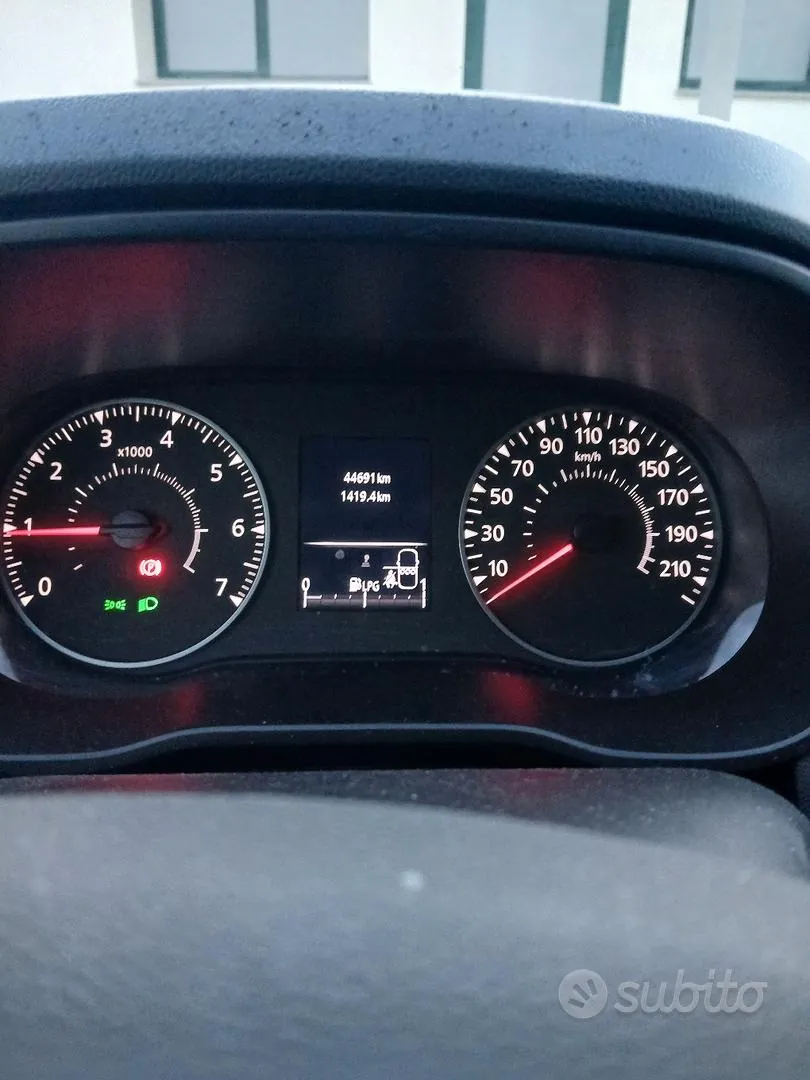 Dacia Duster 2023 photo 4