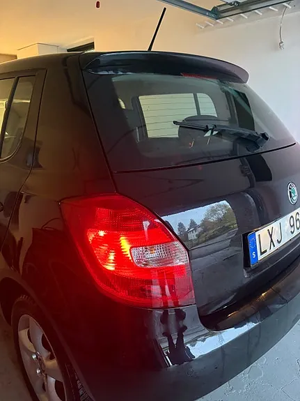 Skoda Fabia 2012 photo 3