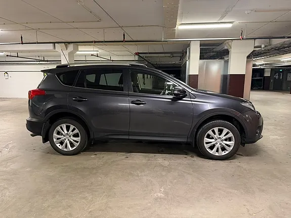 Toyota Rav4 2013 photo 3