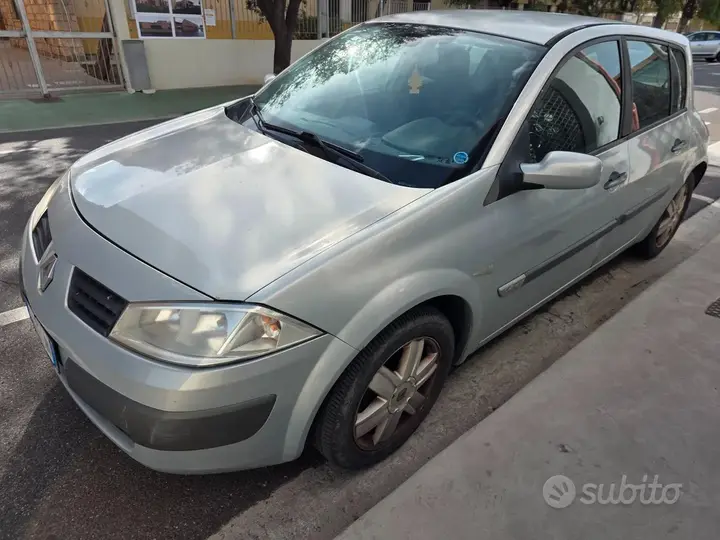 Renault Megane 2003 photo 2