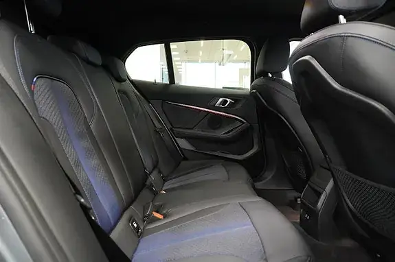 BMW 118I 2022 photo 5
