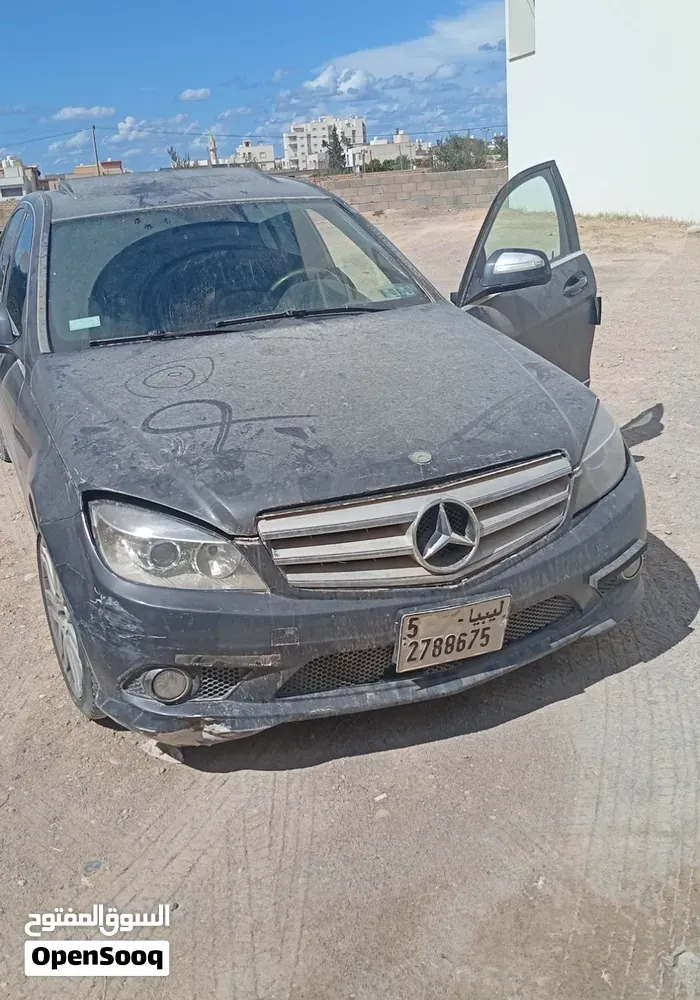 Mercedes-Benz C300 2010 photo 3
