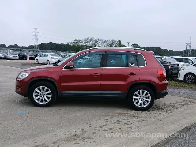 Volkswagen Tiguan 2011 photo 4