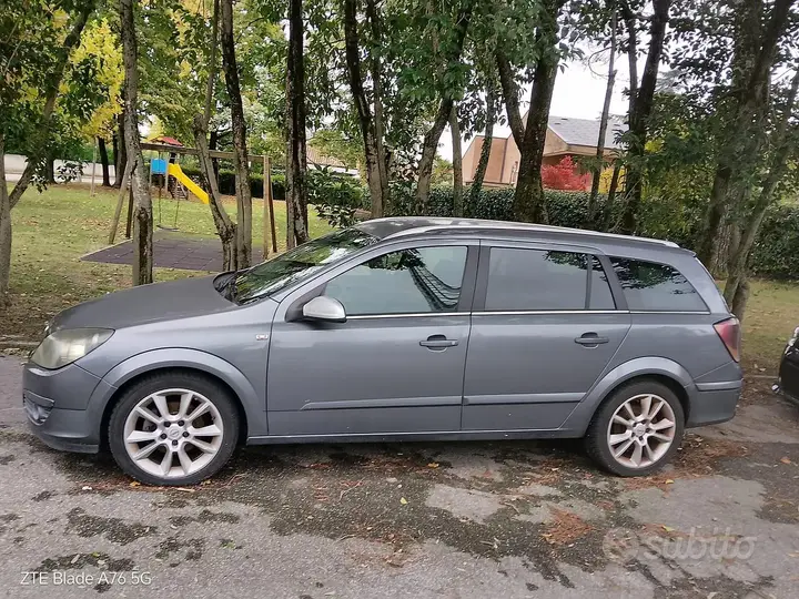 Opel Astra 2005 photo 2