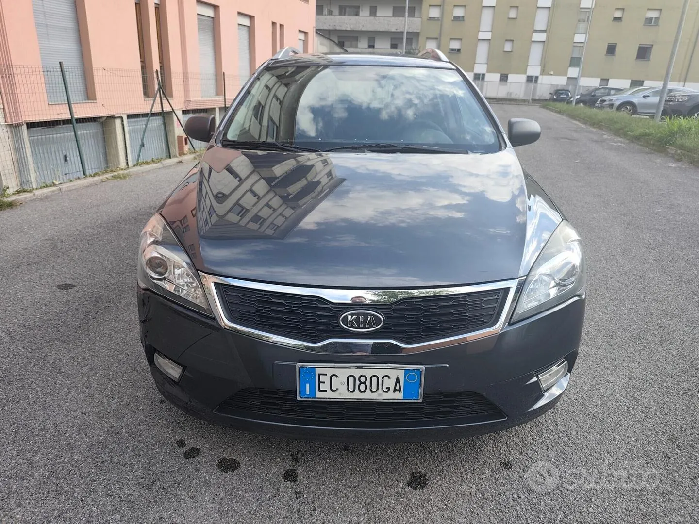 Kia Ceed 2010 photo 2
