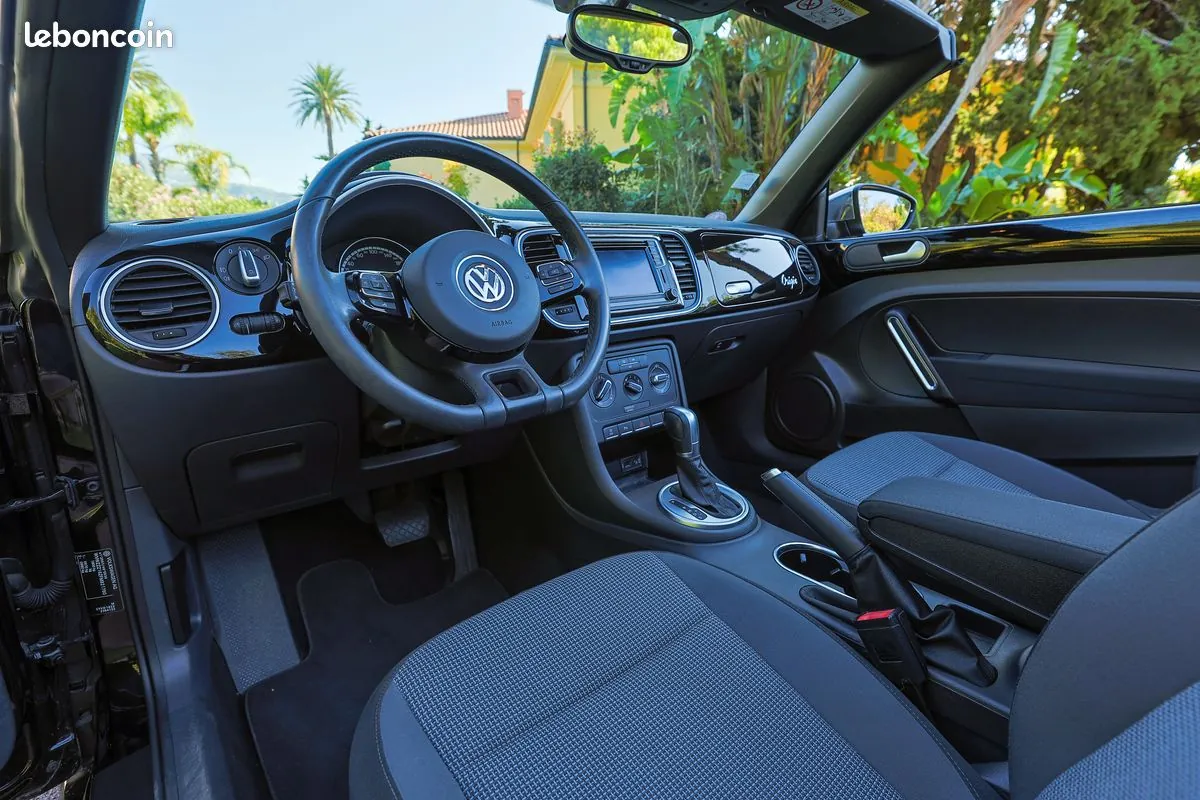 Volkswagen Beetle 2015 photo 3