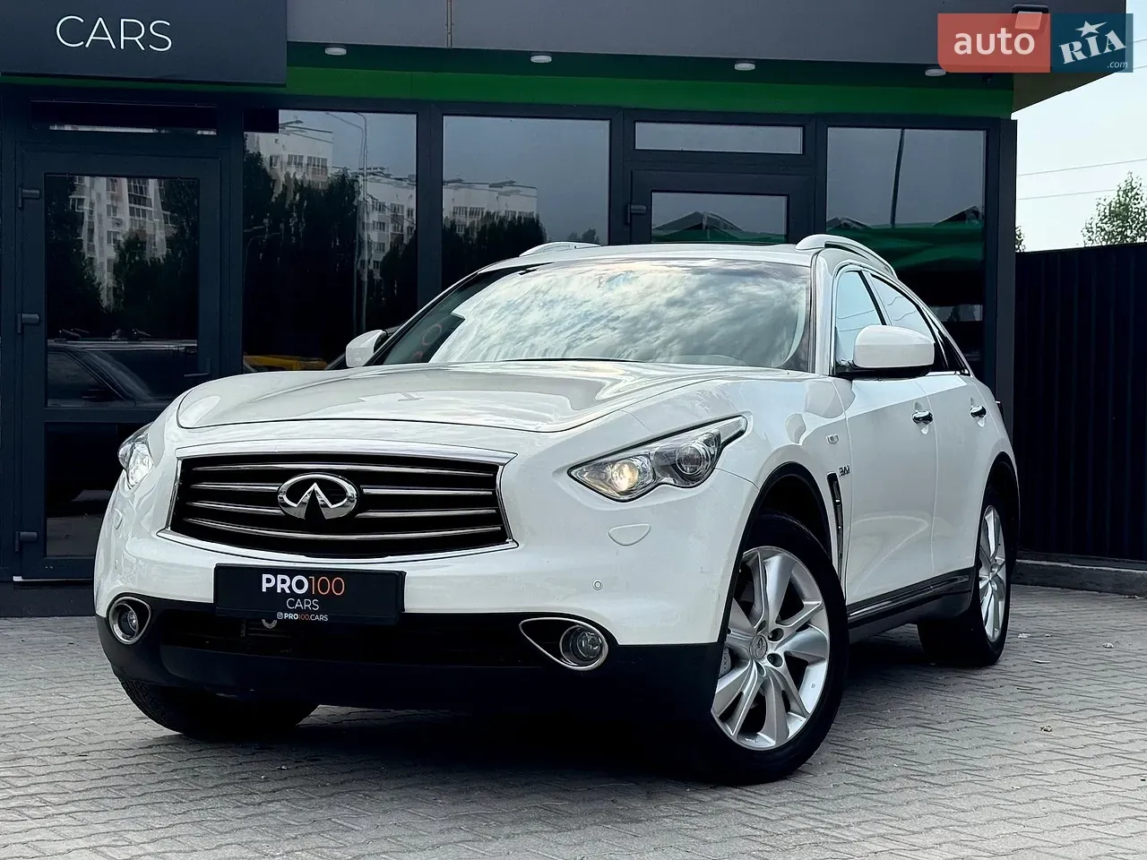 Infiniti Qx70 2015 photo 2