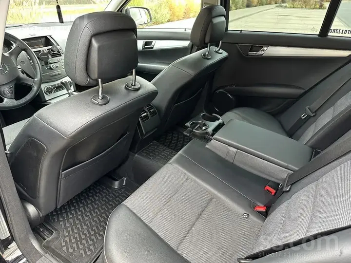 Mercedes-Benz C200 2008 photo 5