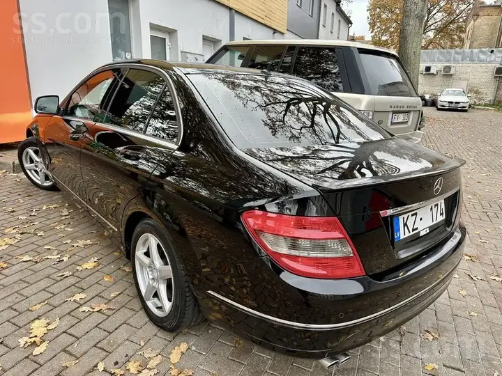 Mercedes-Benz C200
