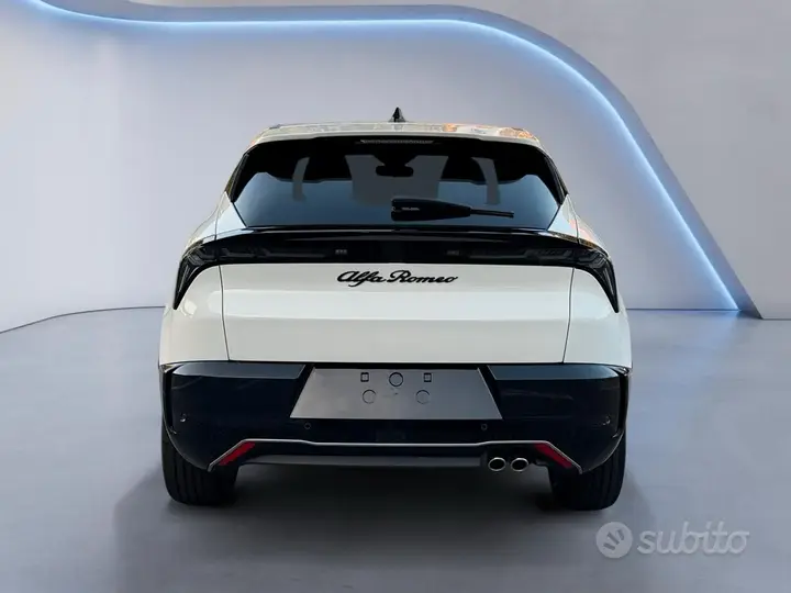 Alfa Romeo Junior 2026 photo 4