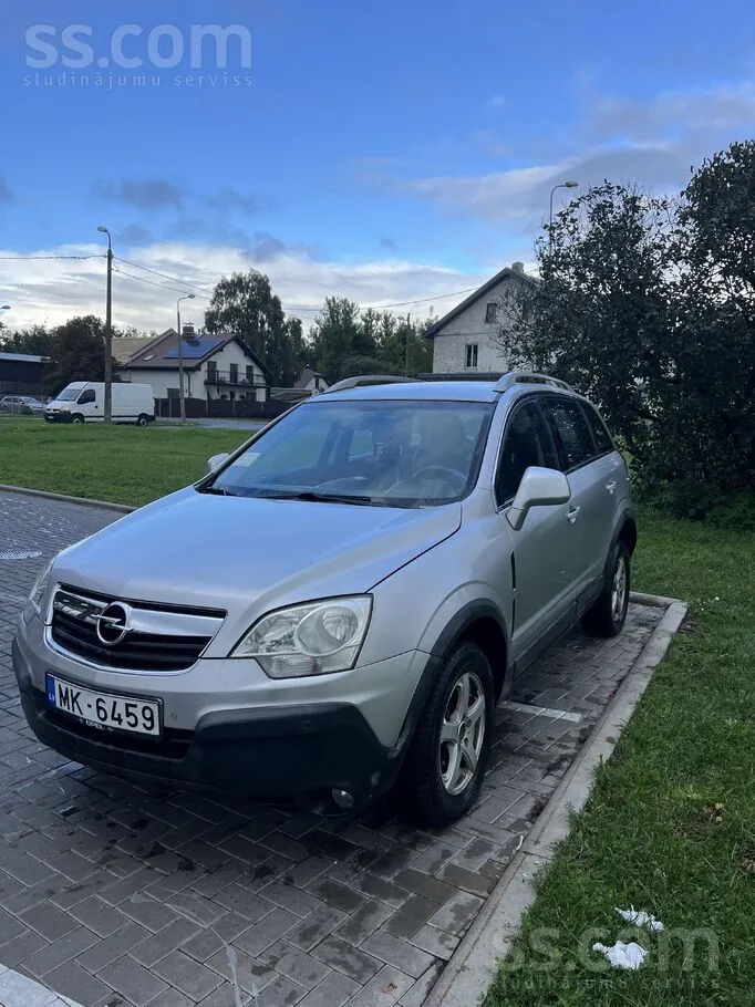 Opel Antara 2007 photo 2