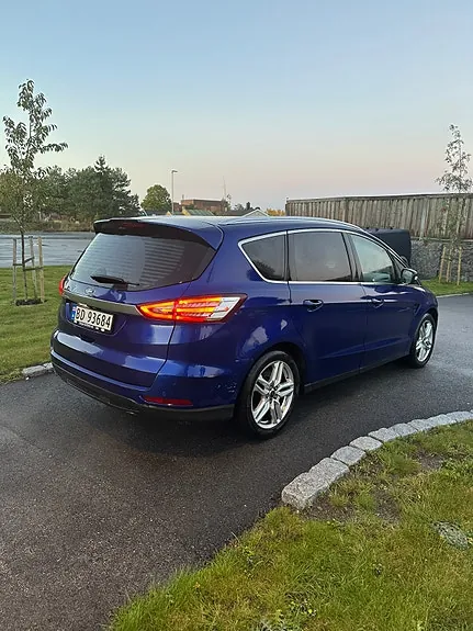 Ford S-Max 2016 photo 5