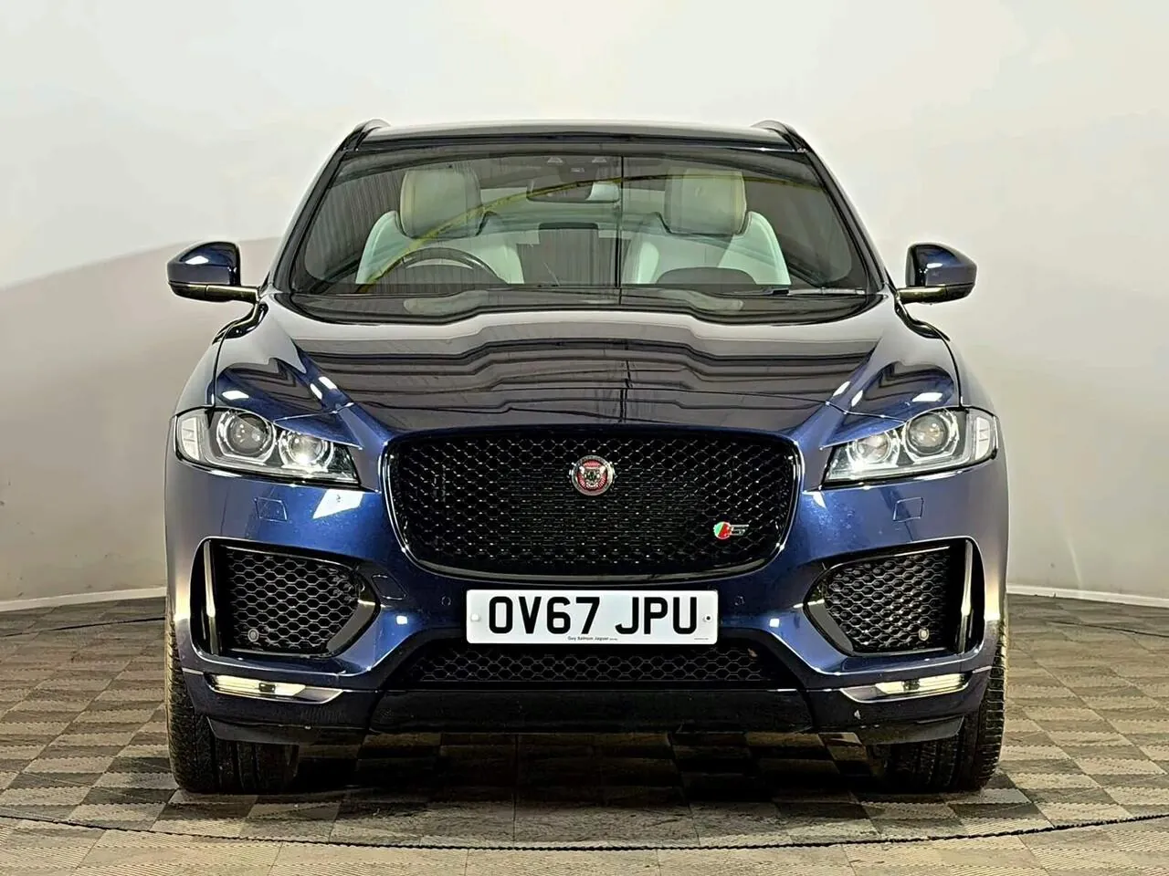 Jaguar F-Pace 2017 photo 3