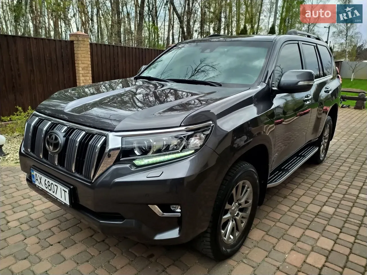 Toyota Land Cruiser Prado 2019 photo 2