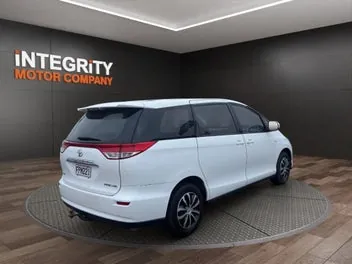 Toyota Previa 2010 photo 5