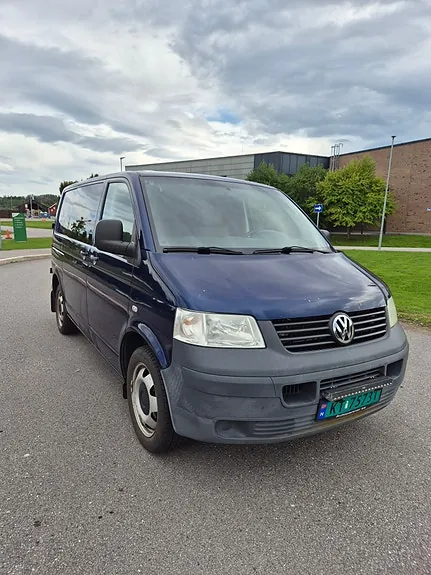 Volkswagen Transporter 2009 photo 2