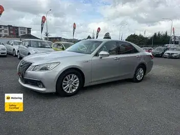 Toyota Crown 2013 photo 4