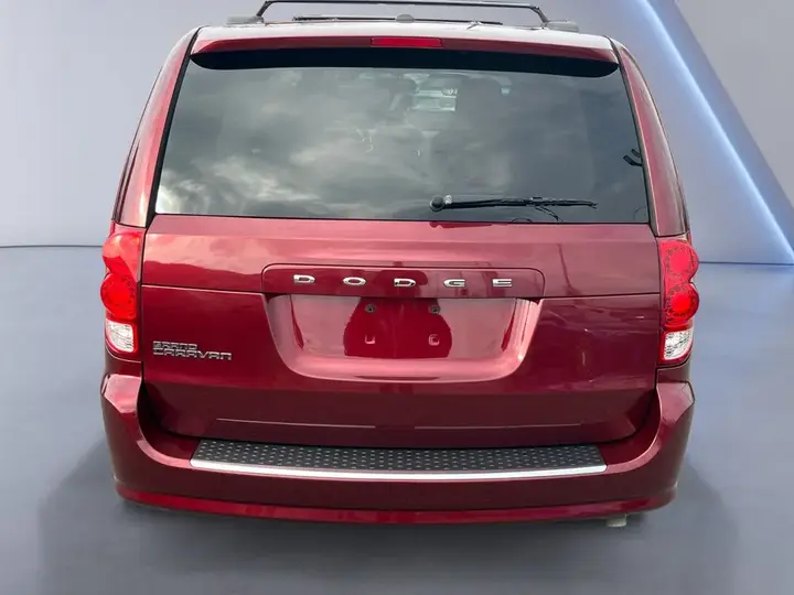 Dodge Grand Caravan 2017 photo 5