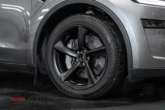 Tesla Model Y 2025 photo 3