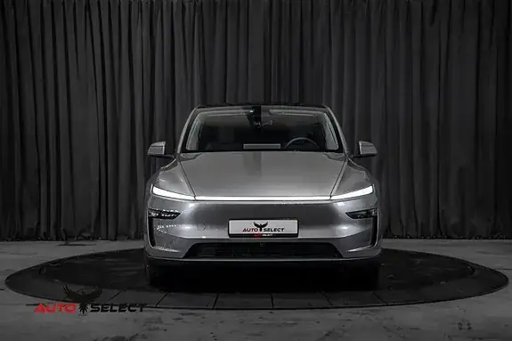 Tesla Model Y 2025 photo 4