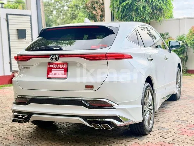 Toyota Harrier 2023 photo 3