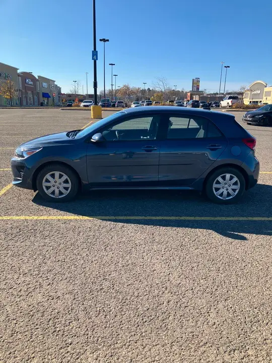 Kia Rio 2023 photo 2
