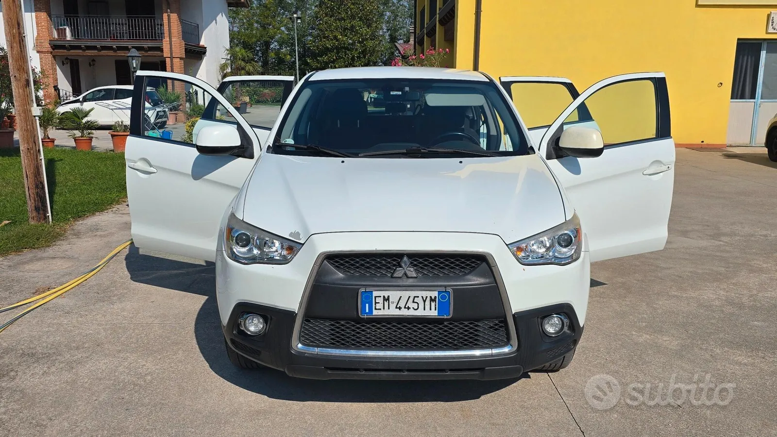 Mitsubishi Asx 2012 photo 3