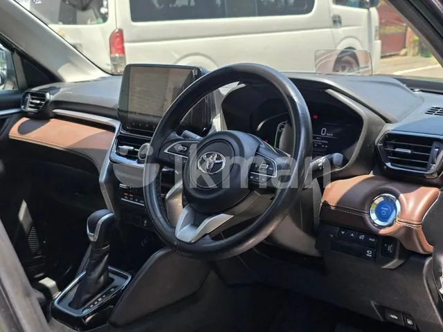 Toyota Hyryder photo 3