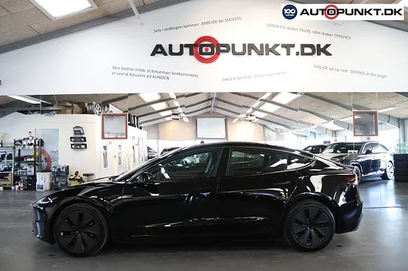 Tesla Model 3 2024 photo 3