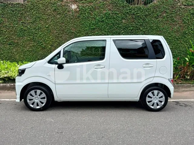 Suzuki Wagon R 2026 photo 3