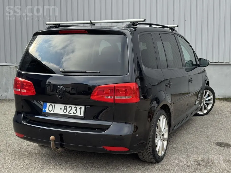 Volkswagen Touran 2012 photo 4