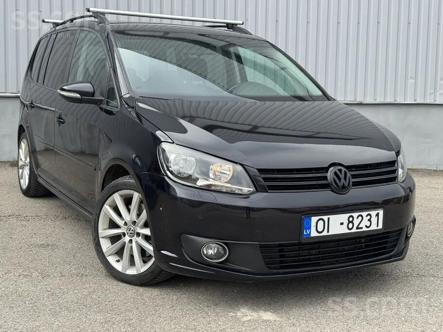 Volkswagen Touran 2012 photo 2