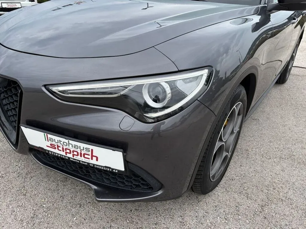 Alfa Romeo Stelvio 2021 photo 3