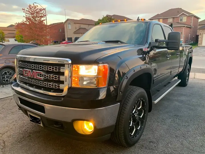 GMC Sierra 2500Hd 2012 photo 3